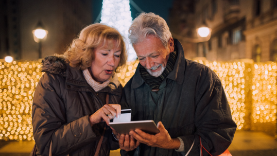 Online Safety Tips for the Holidays